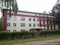 Входная группа Республиканская станция переливания крови.  Воткинское шоссе,  79